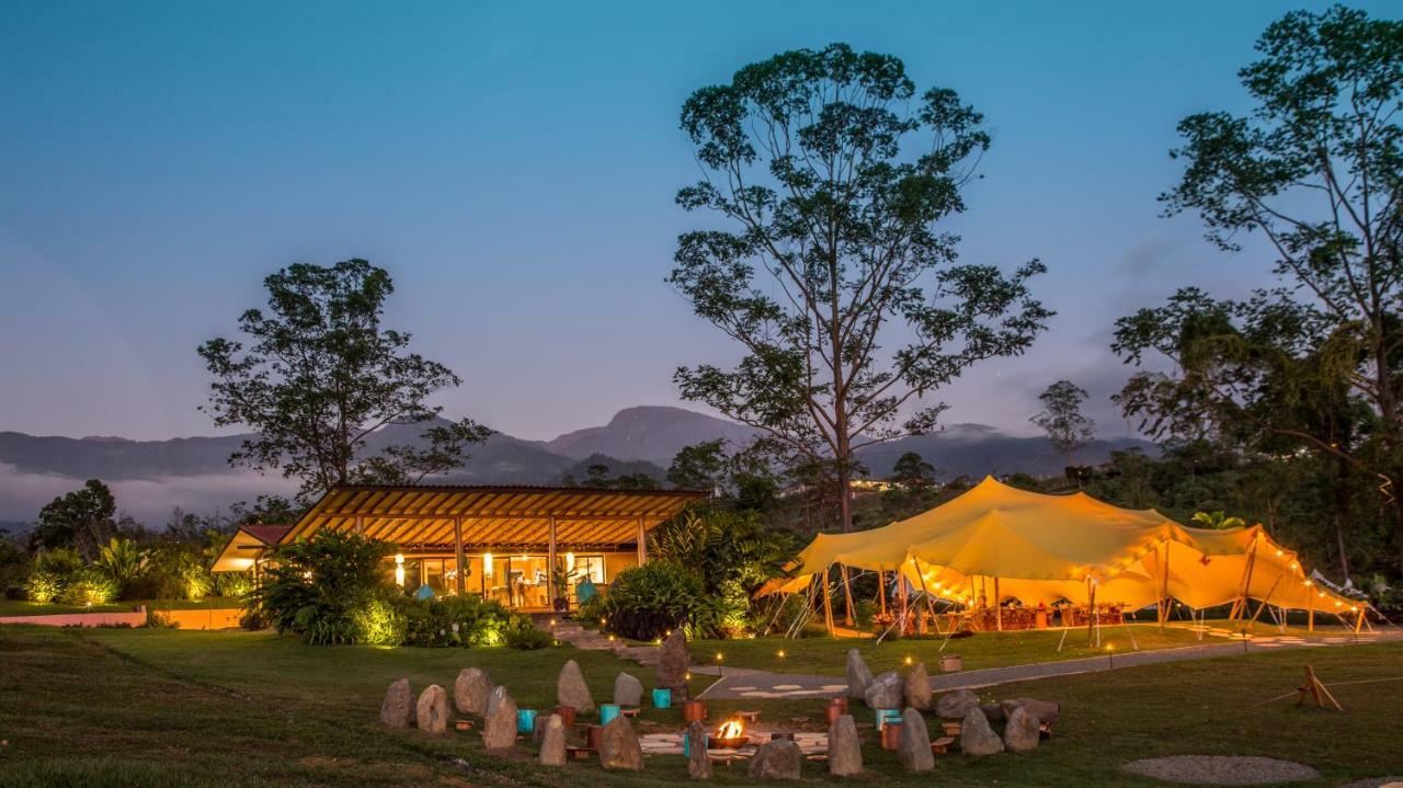 ホテル Kinkara Luxury Retreat San Isidro De El General エクステリア 写真