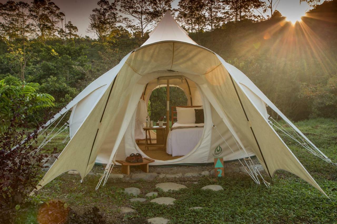 ホテル Kinkara Luxury Retreat San Isidro De El General エクステリア 写真
